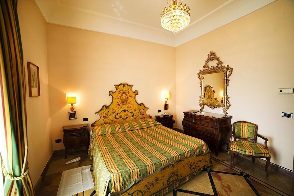 Grande Albergo Miramare Formia Exterior foto