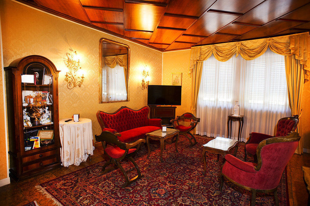Grande Albergo Miramare Formia Exterior foto