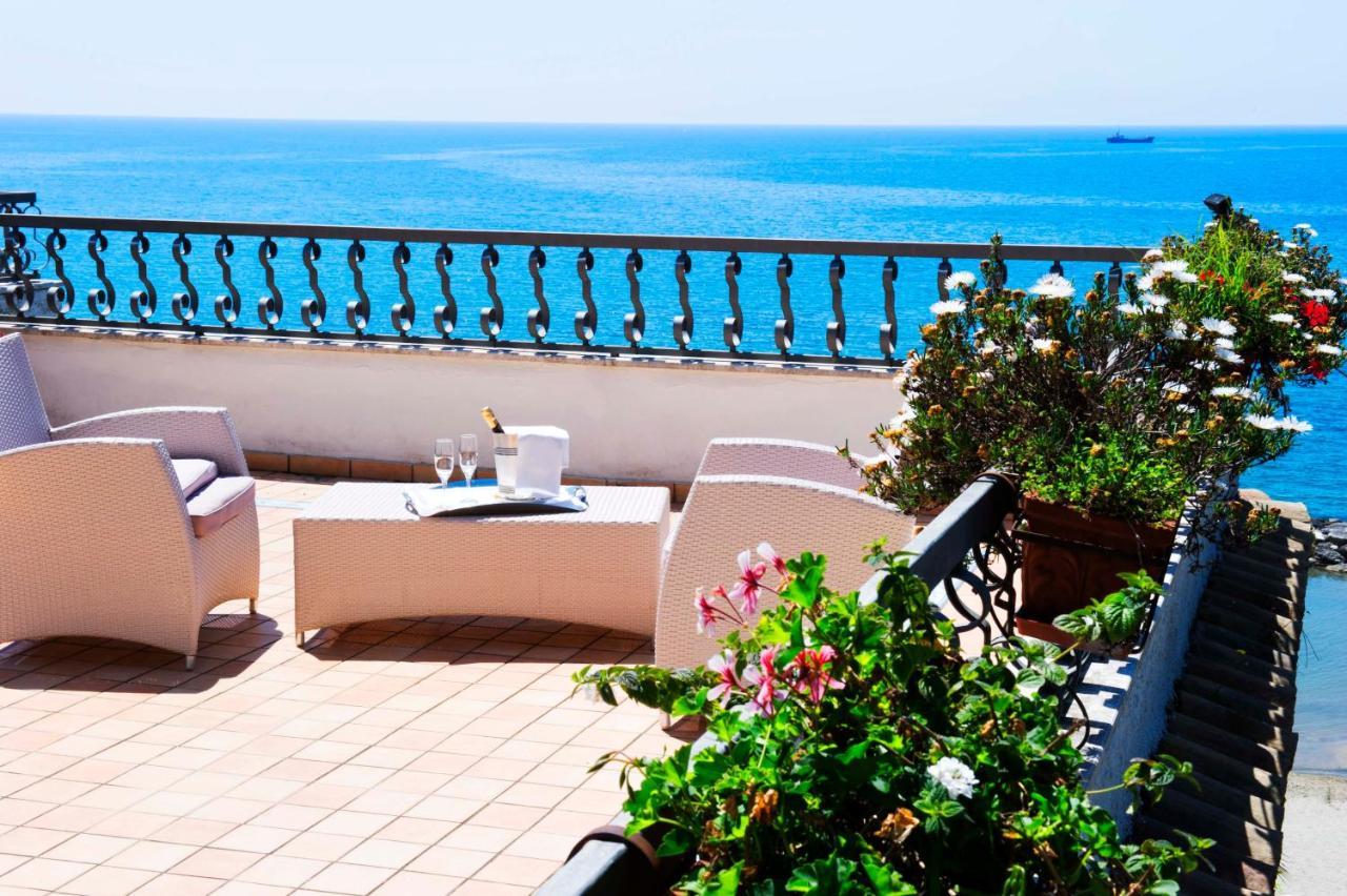 Grande Albergo Miramare Formia Exterior foto