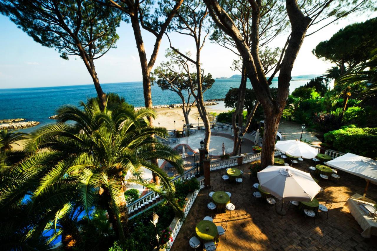 Grande Albergo Miramare Formia Exterior foto