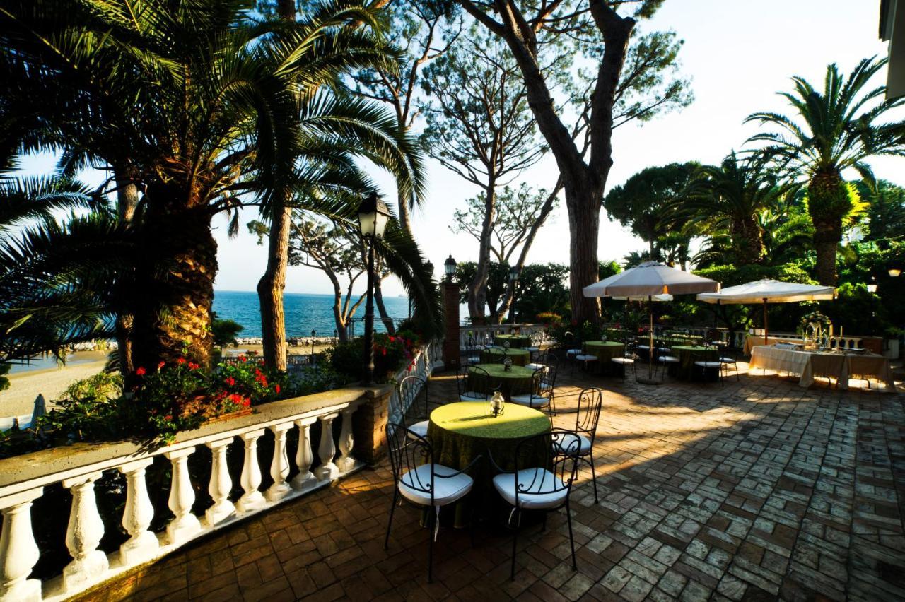 Grande Albergo Miramare Formia Exterior foto